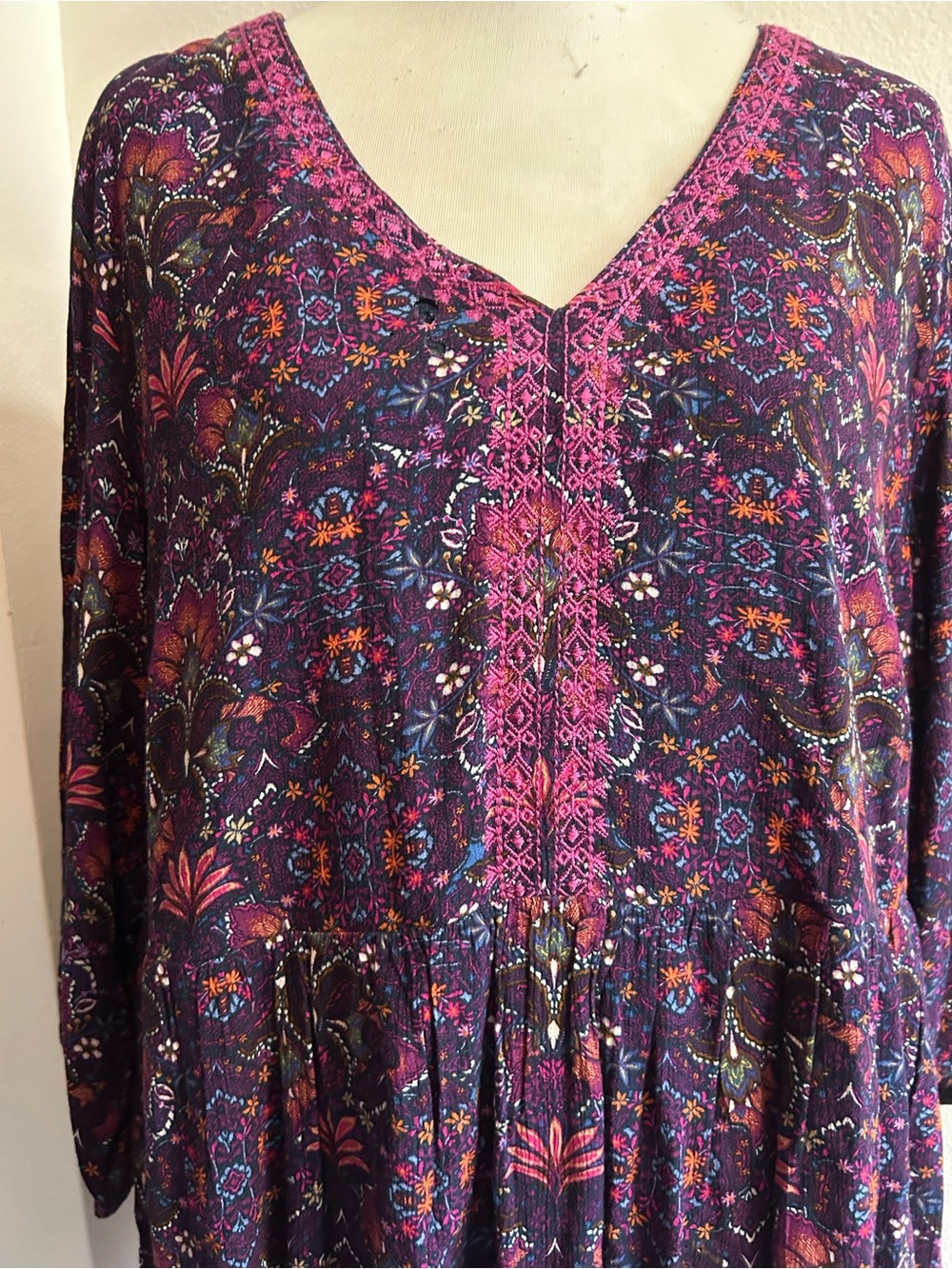 V-Neck Boho Floral Tunic Dress in Deep Purple & Magenta Sz 2X - Picture 2 of 5